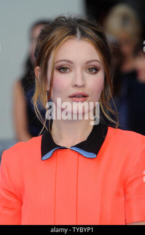 Australische Schauspielerin Emily Browning besucht die Weltpremiere von 'Legende' im Odeon Leicester Square in London am 3. September 2015. Foto von Paul Treadway/UPI Stockfoto