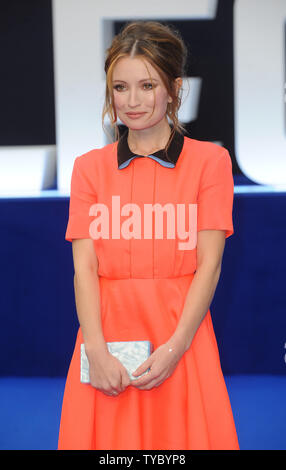 Australische Schauspielerin Emily Browning besucht die Weltpremiere von 'Legende' im Odeon Leicester Square in London am 3. September 2015. Foto von Paul Treadway/UPI Stockfoto