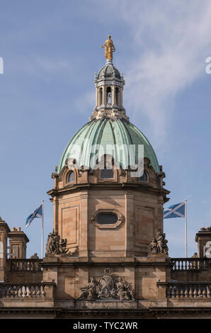 Die Lloyds Banking Group HQ ist ein neoklassizistischer im viktorianischen Stil der Georgianischen Gebäude auf dem Damm, Edinburgh, Schottland neu erstellen Stockfoto