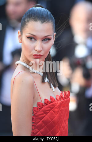 Amerikanische Modell Bella Hadid besucht eine Siebung der Okja während des 70. Filmfestival in Cannes Cannes am 19. Mai 2017. Foto von Rune Hellestad/UPI Stockfoto