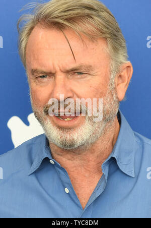 Australische Schauspieler Sam Neill nimmt ein Foto für Sweet Land am 74. Filmfestival von Venedig am Lido, Venedig am 5. September 2017. Foto von Rune Hellestad/UPI Stockfoto