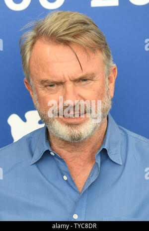 Australische Schauspieler Sam Neill nimmt ein Foto für Sweet Land am 74. Filmfestival von Venedig am Lido, Venedig am 5. September 2017. Foto von Rune Hellestad/UPI Stockfoto