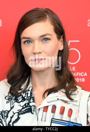 Die amerikanische Schauspielerin Hannah Brutto nimmt ein Foto für den Berg an der 75th Venedig Film Festival am 30. August 2018. Foto von Rune Hellestad/UPI Stockfoto