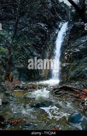 Millomeris-Wasserfall, Pano Platres, Troodos-Gebirge, Zypern Stockfoto