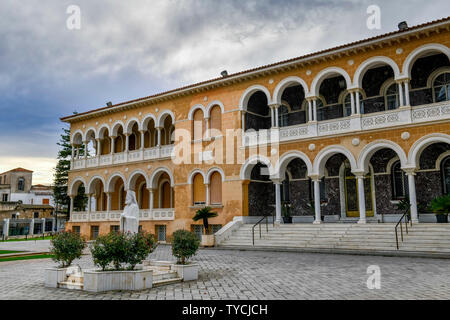 Bischofspalast, Statue, Makarios III., Nikosia, Republik Zypern Stockfoto