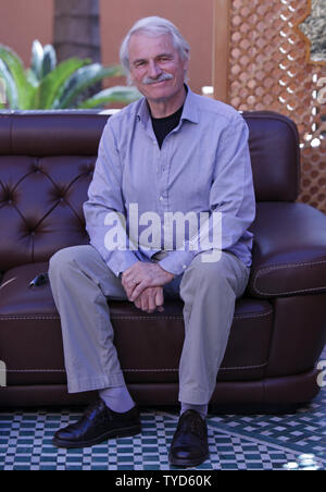 Fotograf und Filmemacher Yann Arthus-Bertrand kommt für einen Fotoauftrag während der Marrakech International Film Festival in Marrakesch am 6. Dezember 2009. UPI/David Silpa Stockfoto