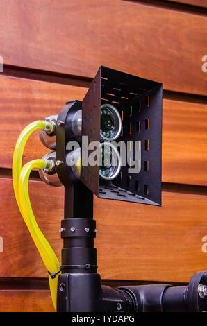 LED-Projektor unterwasser Bathyscaph mit einer Video kamera kombiniert. Stockfoto