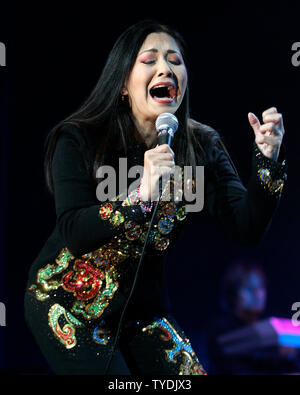 Mexikanische superstar Ana Gabriel führt in Konzert im Seminole Hard Rock Hotel und Kasino in Hollywood, Florida am 17. Mai 2006. (UPI Foto/Michael Busch) Stockfoto