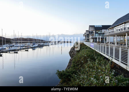 Resort Unterkunft bei Portavadie Marina am Loch Fyne in Argyll und Bute, Schottland, Großbritannien Stockfoto