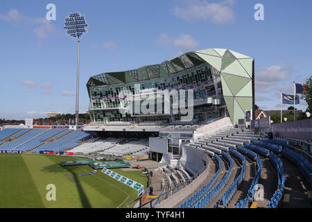 Die Carnegie Pavillon vor Yorkshire CCC CCC, Specsavers vs Essex County Championship Division 1 Kricket im Emerald Headingley Cricket Ground am 3. Stockfoto