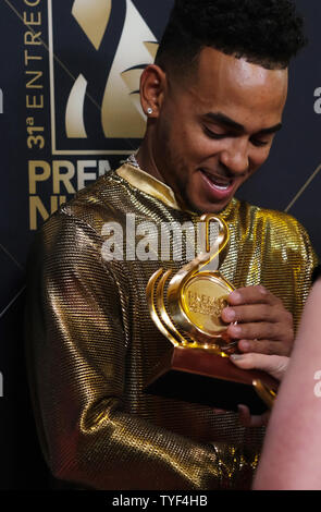 Ozuna gewinnt 9 Auszeichnungen bei den 2019 "Premio Lo Nuestro a La Musica Latina Award Show an der American Airlines Arena in Miami, Florida, 21. Februar 2019 statt. Foto von Gary ich Rothstein/UPI Stockfoto