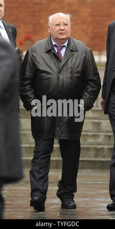 Der ehemalige russische Präsident Michail Gorbatschow besucht die Victory Day Parade auf dem Roten Platz in Moskau, am 9. Mai 2012. Heute Russland feiert den 67. Jahrestag des Sieges über Nazi-Deutschland. UPI. Stockfoto