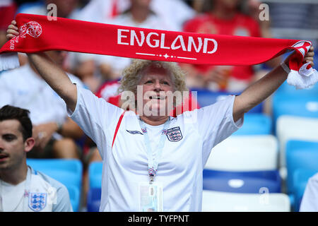 Ein England fan unterstützt Ihr Team bei der FIFA WM 2018 Gruppe G Match im Stadion in Nischni Nowgorod Nischni Nowgorod, Russland am 24. Juni 2018. Foto von Chris Brunskill/UPI Stockfoto