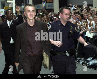 Schauspieler Tom Felton trifft mit Sicherheit am 23. Mai 2004 in den USA Premiere seines Films "Harry Potter und der Gefangene von Azkaran" in der New Yorker Radio City Music Hall. (UPI Foto/Ezio Petersen) Stockfoto