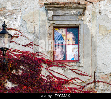 Street Art Stadt. Detail von Van Gogh Haus in Bratislava, Slowakei. Oktober, 2013. Stockfoto