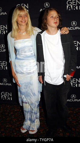Schauspieler Carly Schroeder und Rory Culkin (rechts) pose am 12.August 2004 New York Premiere ihres Films "Mean Creek" (UPI Foto/Ezio Petersen) Stockfoto