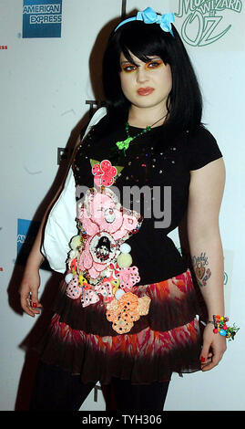Sänger Kelly Osbourne kommt für den 27. April 2005 in New York Premiere der ABC-Fernsehfilm "Die Muppets' Wizard of Oz' im Tribeca Film Festival 2005. (UPI Foto/Ezio Petersen) Stockfoto