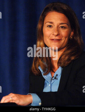 Melinda Gates angekündigt Ende August 21, 2006, dass sie aus dem Verwaltungsrat von Bellevue, Washington-based Drugstore.com Inc. Stepping, ein on-line-Verkäufer von Gesundheit, Vision und pharmazeutische Produkte. Melinda zurückgetreten, um mehr Zeit zu verbringen, die Bill und Melinda Gates Stiftung, wo sie als Co-chair mit Mann und Microsoft Gründer Bill Gates. Melinda hatte im Vorstand seit 1999. (UPI Foto/Ezio Petersen/Datei) Stockfoto