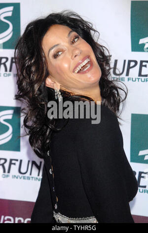 Schauspielerin Teri Hatcher stellt an der Dritten Welt Preisverleihungen der jährliche Frauen in New York am 14. Oktober 2006 abgehalten (UPI Foto/D. Van) Stockfoto