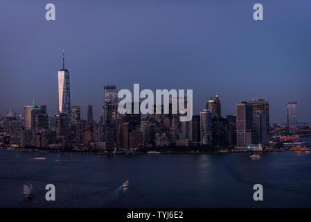 Blick auf NY Wahrzeichen von Hubschrauber Tour Stockfoto