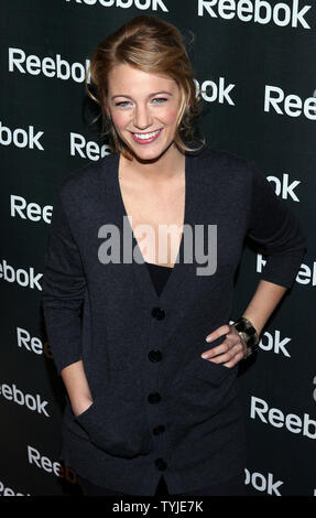 Blake Lively kommt auf den roten Teppich für die Reebok "Freestyle World Tour' in New York City am 21. Februar 2008. (UPI Foto/John angelillo). Stockfoto