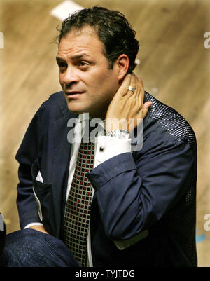 Der Handel erfolgt auf dem Boden der New York Stock Exchange am Ende des Tages nach Stocks stolperte nach einem großen Tropfen in den überseeischen Märkten, am 24. Oktober 2008 in New York City. (UPI Foto/Monika Graff) Stockfoto