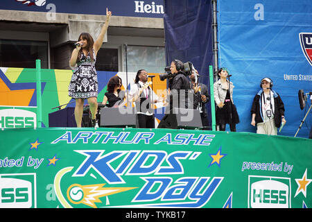 Jordin Sparks führt im Arthur Ashe Kids Day am USTA Billie Jean King National Tennis Center in Flushing, New York am 29. August 2009. UPI/Laura Cavanaugh Stockfoto