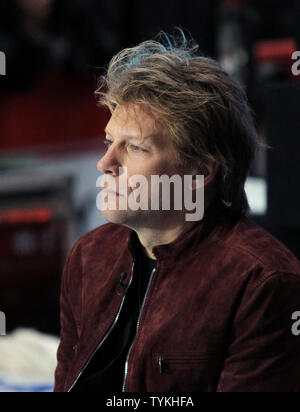 Jon Bon Jovi führt auf der NBC Today Show am Rockefeller Center in New York City am 25. November 2009. UPI/John angelillo Stockfoto