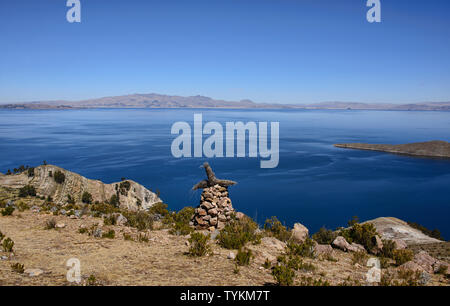 Panoramablick auf den Titicacasee von Isla del Sol, Bolivien Stockfoto