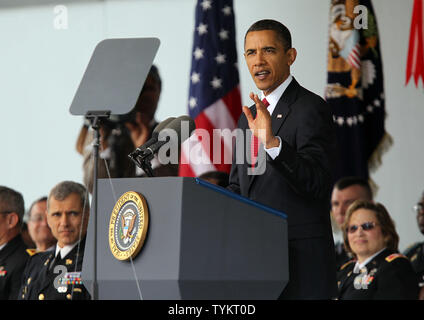 Präsidenten der Vereinigten Staaten Barack Obama spricht bei einer Abschlussfeier in Michie Stadium an der United States Military Academy in West Point, New York am 22. Mai 2010. UPI/John angelillo Stockfoto