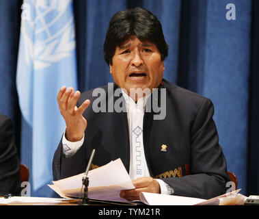 Boliviens Präsident Evo Morales spricht während einer Pressekonferenz im Rahmen der Millennium Development Goals der Vereinten Nationen am 21. September 2010 in New York. UPI/Monika Graff Stockfoto