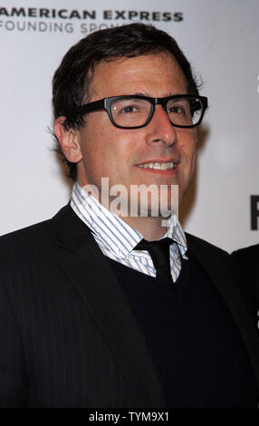 David O. Russell kommt für das Tribeca Film Festival Opening Night Premiere von "Union" im Wintergarten des World Financial Plaza in New York am 20. April 2011. UPI/Laura Cavanaugh Stockfoto