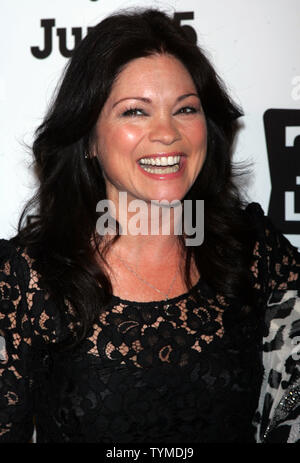 Valerie Bertinelli kommt für den TV Land Premiere Party für 'Hot in Cleveland" und "glücklich geschieden" an der Gansevoort Park Avenue Hotel in New York am 13. Juni 2011. UPI/Laura Cavanaugh Stockfoto