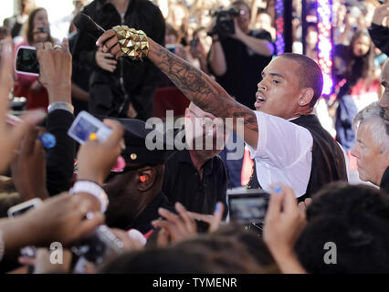 Chris Brown führt auf der NBC Today Show am Rockefeller Center in New York City am 15. Juli 2011. UPI/John angelillo Stockfoto