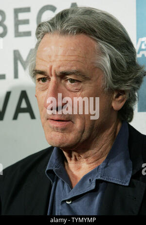 Robert DeNiro besucht die '100 Jahre Universal, "Teil des Tribeca Vorträge: Director's-Serie, die er in teilnehmen werden während des Tribeca Film Festival im Stadtteil Manhattan Community College am 19. April 2012 in New York City. UPI/Monika Graff. Stockfoto