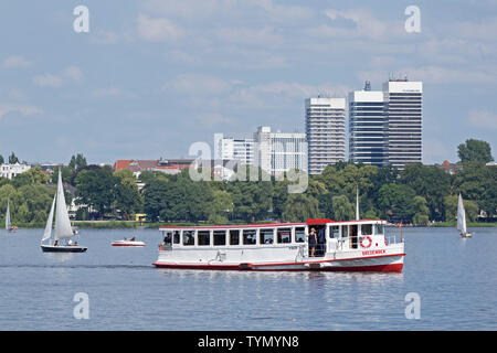 Die Schifffahrt auf der Alster, Hamburg, Deutschland Stockfoto