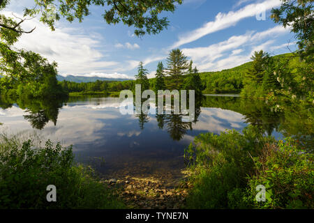 Sarg-Teich in Sugar Hill, New Hampshire USA während der Frühlingsmonate. Stockfoto