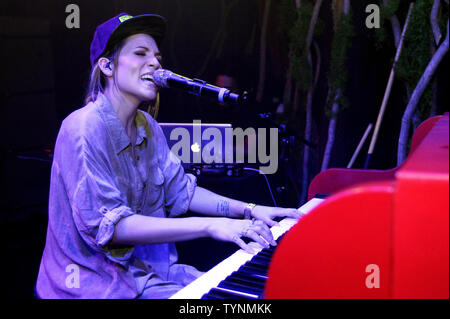 Skylar Grau führt Sie an 'Don't Down" Album Release Party in der Box in New York City am 9. Juli 2013. UPI/John angelillo Stockfoto