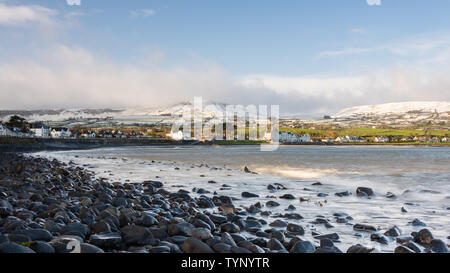 Winter auf der Antrim Hügeln über Ballygally, County Antrim, Nordirland. Stockfoto