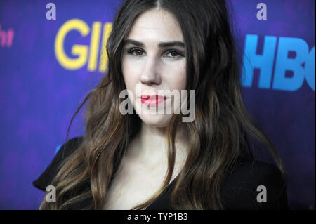 Zosia Mamet kommt auf dem roten Teppich an der HBO Jahreszeit drei Premiere von Mädchen bei Jazz im Lincoln Center in New York City am 6. Januar 2014. UPI/Dennis Van Tine Stockfoto