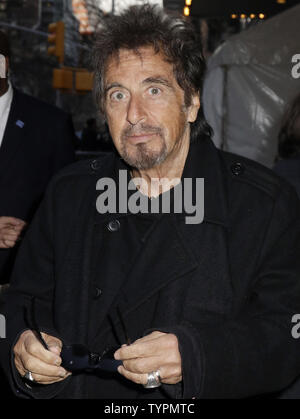 Al Pacino kommt auf dem roten Teppich bei der 'Danny Collins' New York Premiere bei AMC Lincoln Square Theater in New York City am 18. März 2015. Foto von John angelillo/UPI Stockfoto