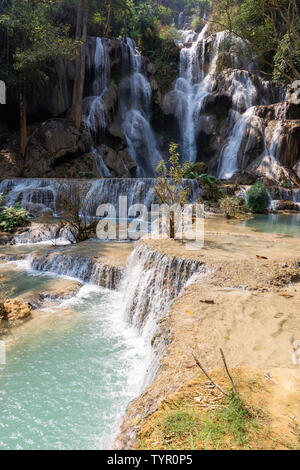 Kuang Si Wasserfall in der Nähe von Luang Prabang, Laos Stockfoto