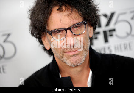 Joel Coen kommt auf dem roten Teppich am 15. Jahrestag Screening von "O Brother, Where Art Thou?' Während der 53 New York Film Festival in der Alice Tully Hall in New York City am 29. September 2015. Foto von Dennis Van Tine/UPI Stockfoto