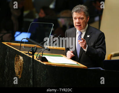 Kolumbien Präsident Juan Manuel Santos Adressen der 70. Sitzung der Generaldebatte der Generalversammlung der Vereinten Nationen bei der UNO in New York City am 29. September 2015 statt. Foto von Monika Graff/UPI Stockfoto