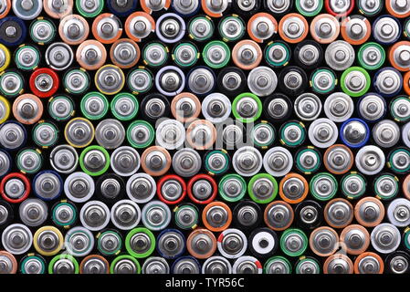 Alte Batterien aa top Größe anzeigen Stockfoto