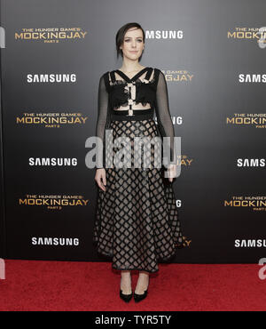 Jena Malone kommt auf dem roten Teppich in der 'Hunger Games: mockingjay - Teil 2" New York Premiere bei AMC Loews Lincoln Square 13 Theater am 18. November 2015 in New York City. Foto von John angelillo/UPI Stockfoto