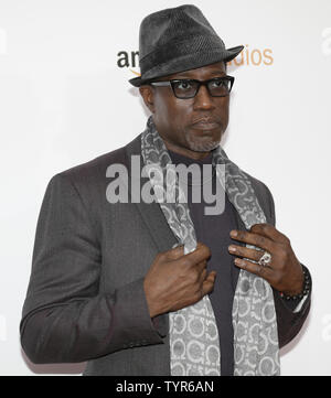 Wesley Snipes kommt auf dem roten Teppich an der 'CHI-RAQ" New York Premiere auf der Ziegfeld Theater in New York City am 1. Dezember 2015. Foto von John angelillo/UPI Stockfoto