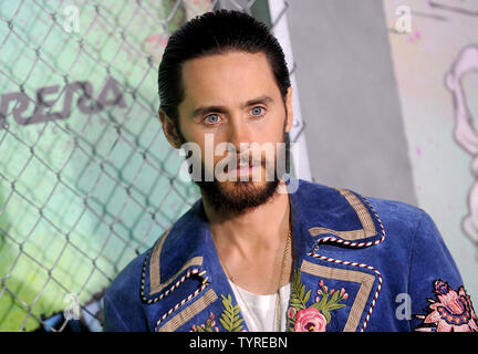 Jared Leto kommt auf dem roten Teppich bei der Weltpremiere von "Suicide Squad" im Beacon Theater am 1. August 2016 in New York City. Foto von Dennis Van Tine/UPI Stockfoto