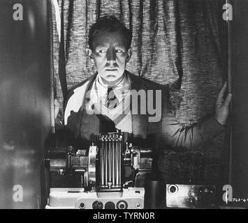 Der MANN IM WEISSEN ANZUG GFD-Film von 1951 mit Alec Guinness Stockfoto