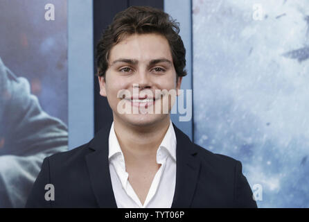 Jake T. Austin kommt auf dem roten Teppich bei der 'DUNKIRK" New York Premiere am 18. Juli 2017 in New York City. Foto von John angelillo/UPI Stockfoto